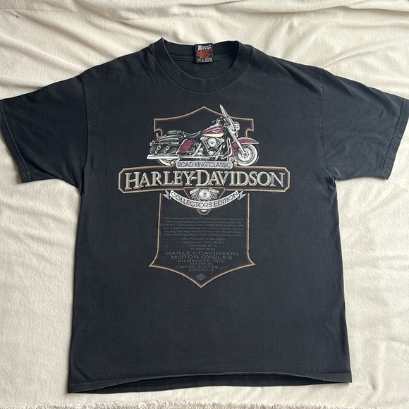 Road King Classic Collectors Edition Harley-Davidson 
T-Shirt - Picture 2 of 13